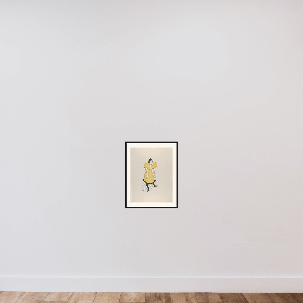 Polaire framed — shown to scale