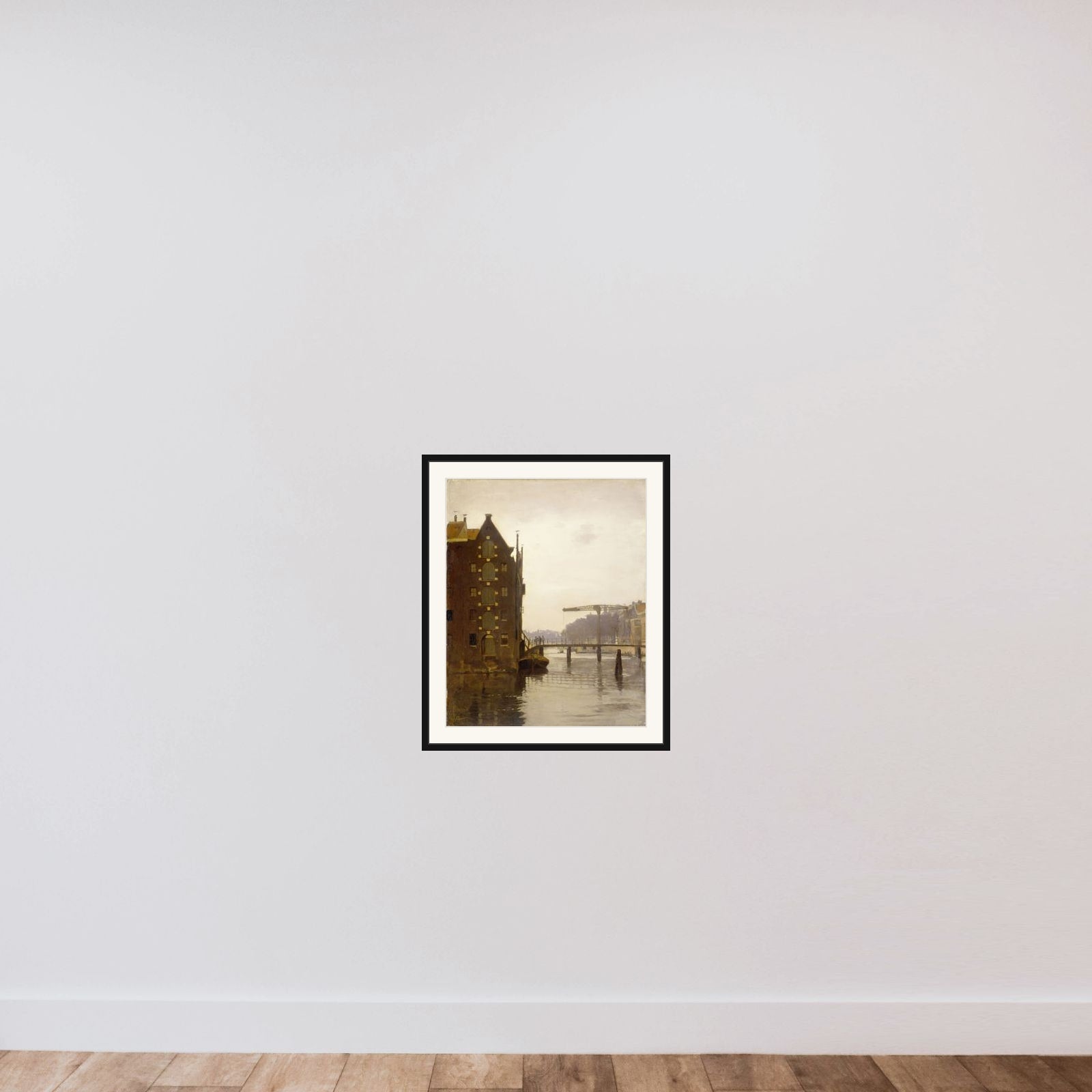 Gezicht vanaf de Rapenburgwal op de Peperbrug en het pakhuis Sweeden framed — shown to scale