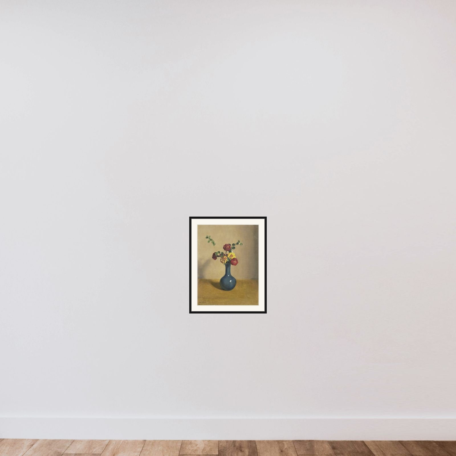 Afrikaantjes in een blauw vaasje framed — shown to scale