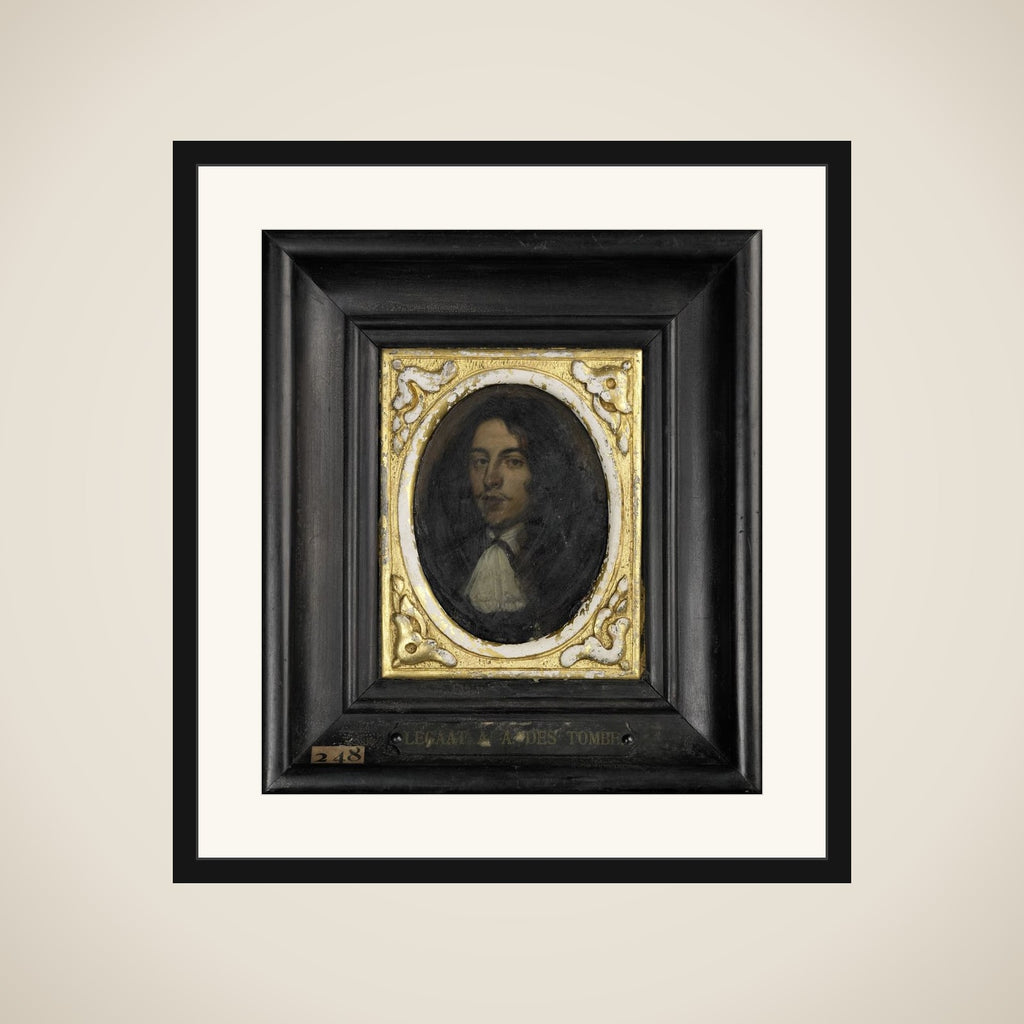 Portrait of een young man framed