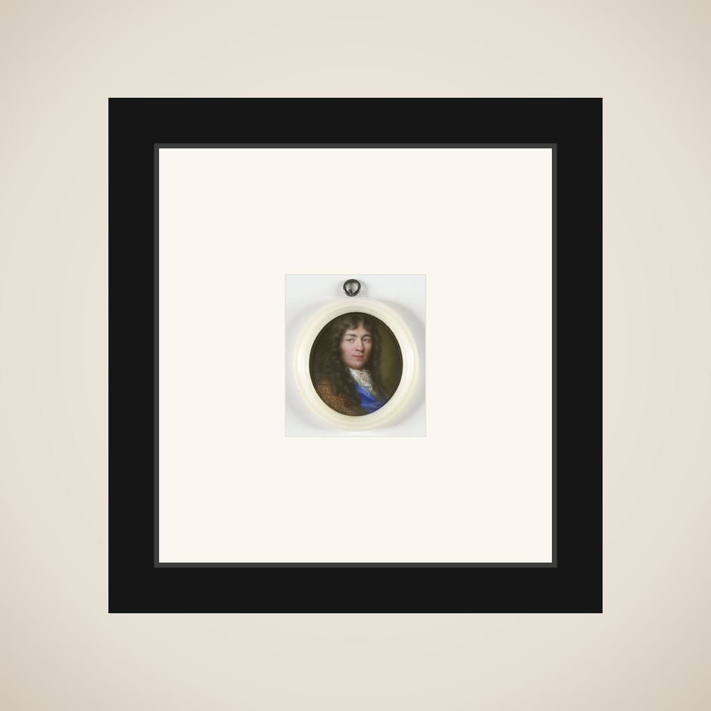 Portrait of een man framed