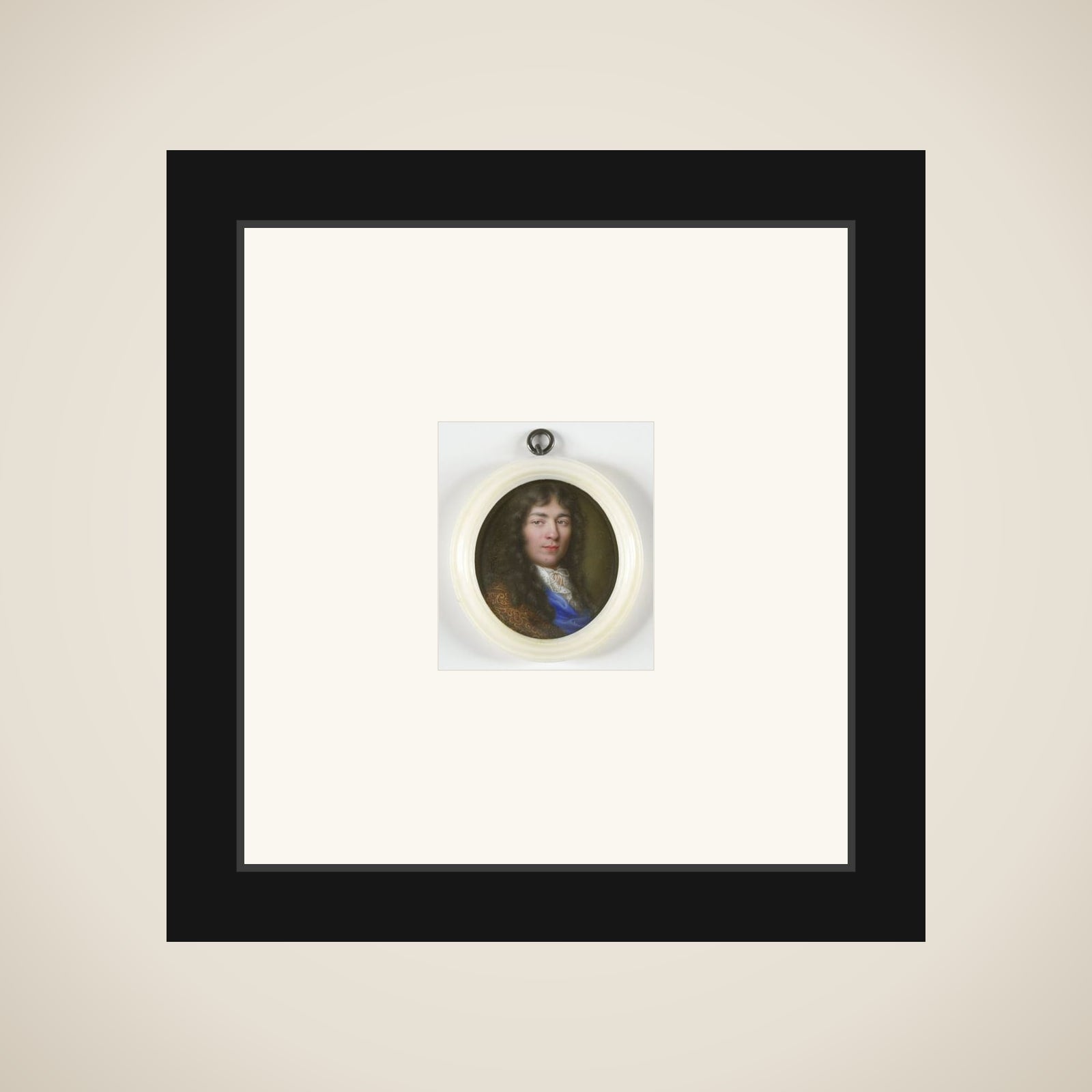Portrait of een man framed