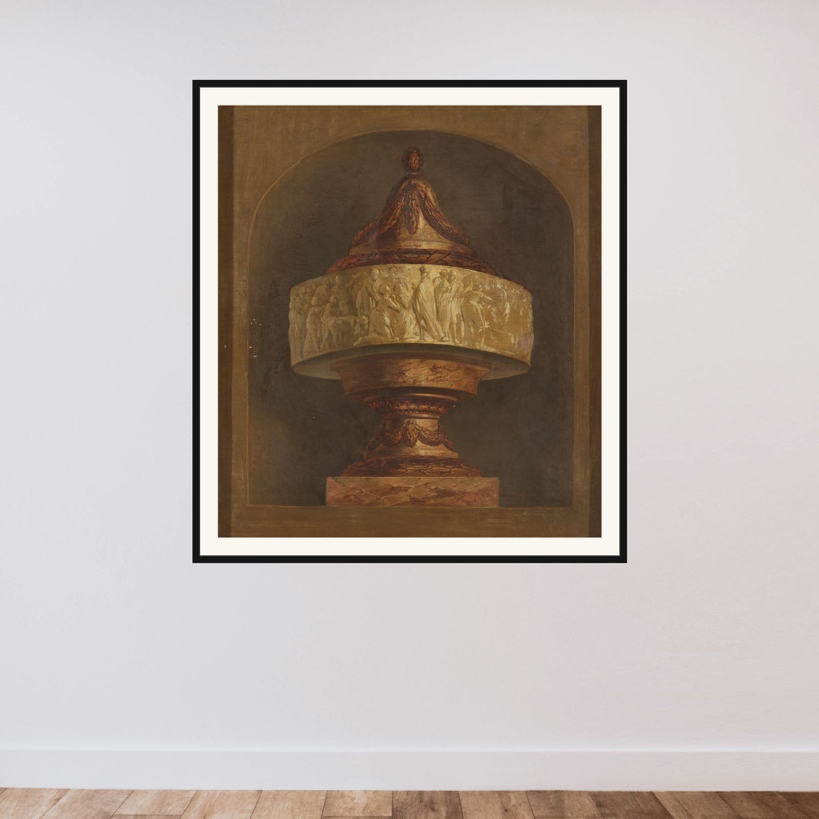 Behangselschildering met siervaas framed — shown to scale