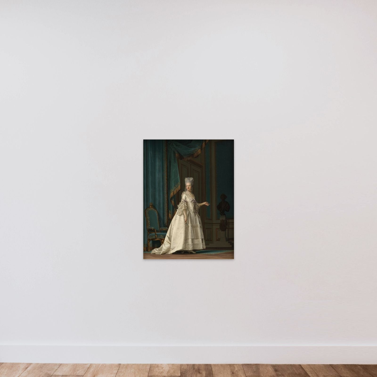 Enkedronning Juliane Marie unframed — shown to scale
