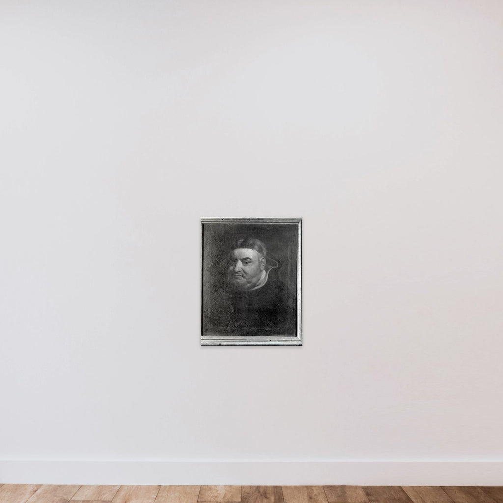 En munk unframed — shown to scale