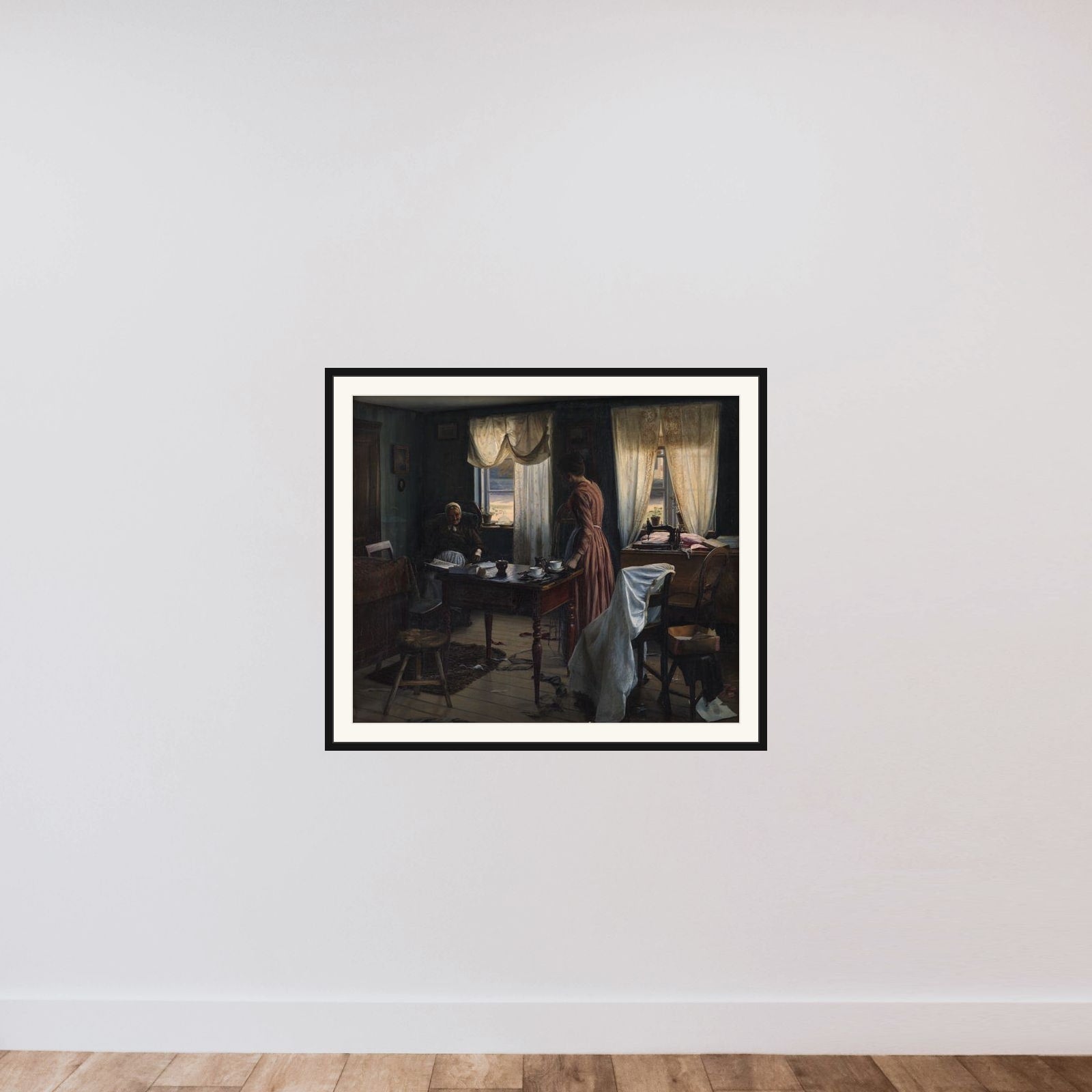 Interiør med to personer framed — shown to scale