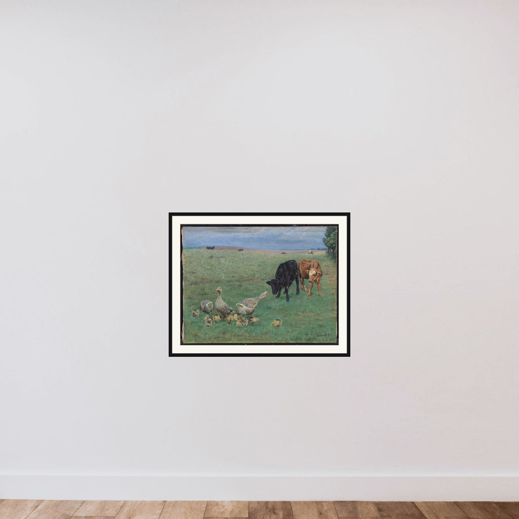 Gæslinger framed — shown to scale