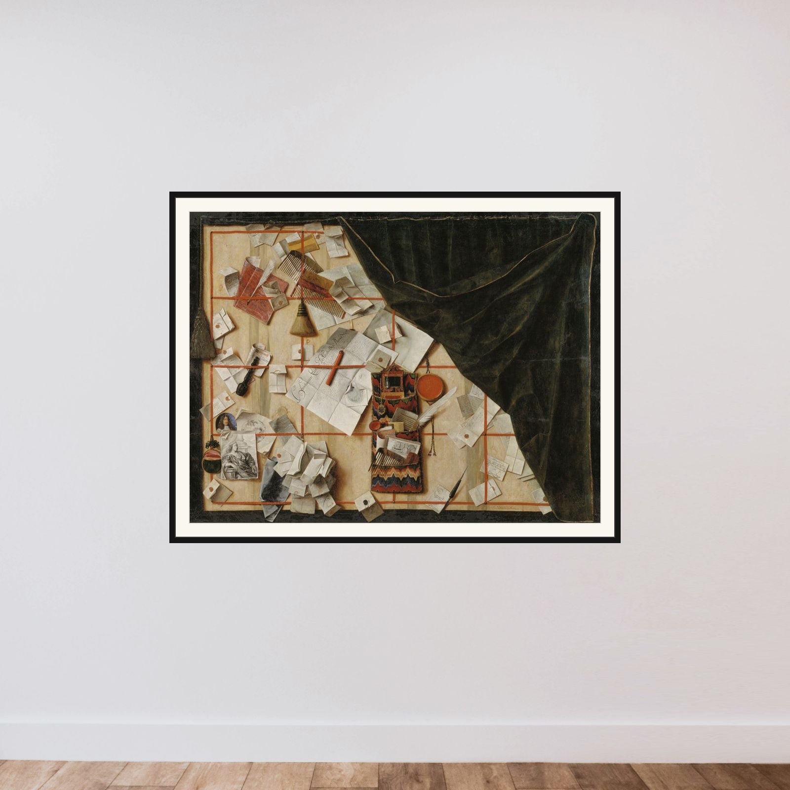 Trompe l'oeil med en brevvæg med Christian V's proklamation framed — shown to scale