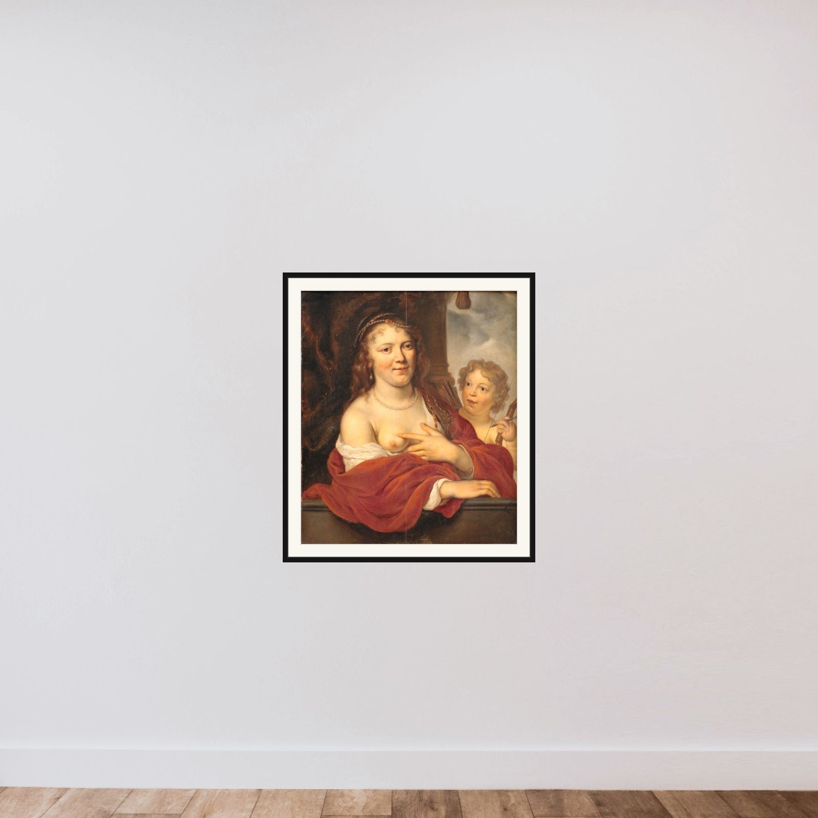 En dame og hendes barn som Venus og Amor framed — shown to scale