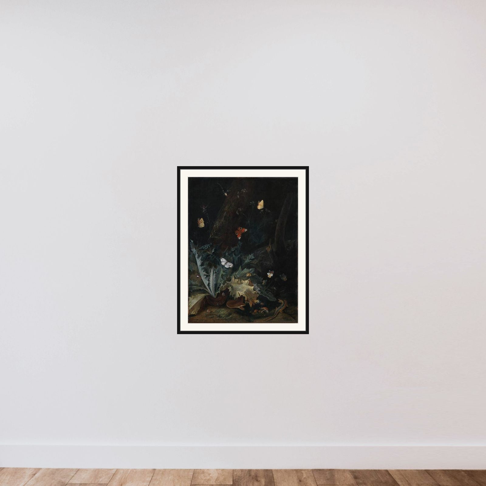 Skovbund med tidsel, en slange, et firben og sommerfugle framed — shown to scale