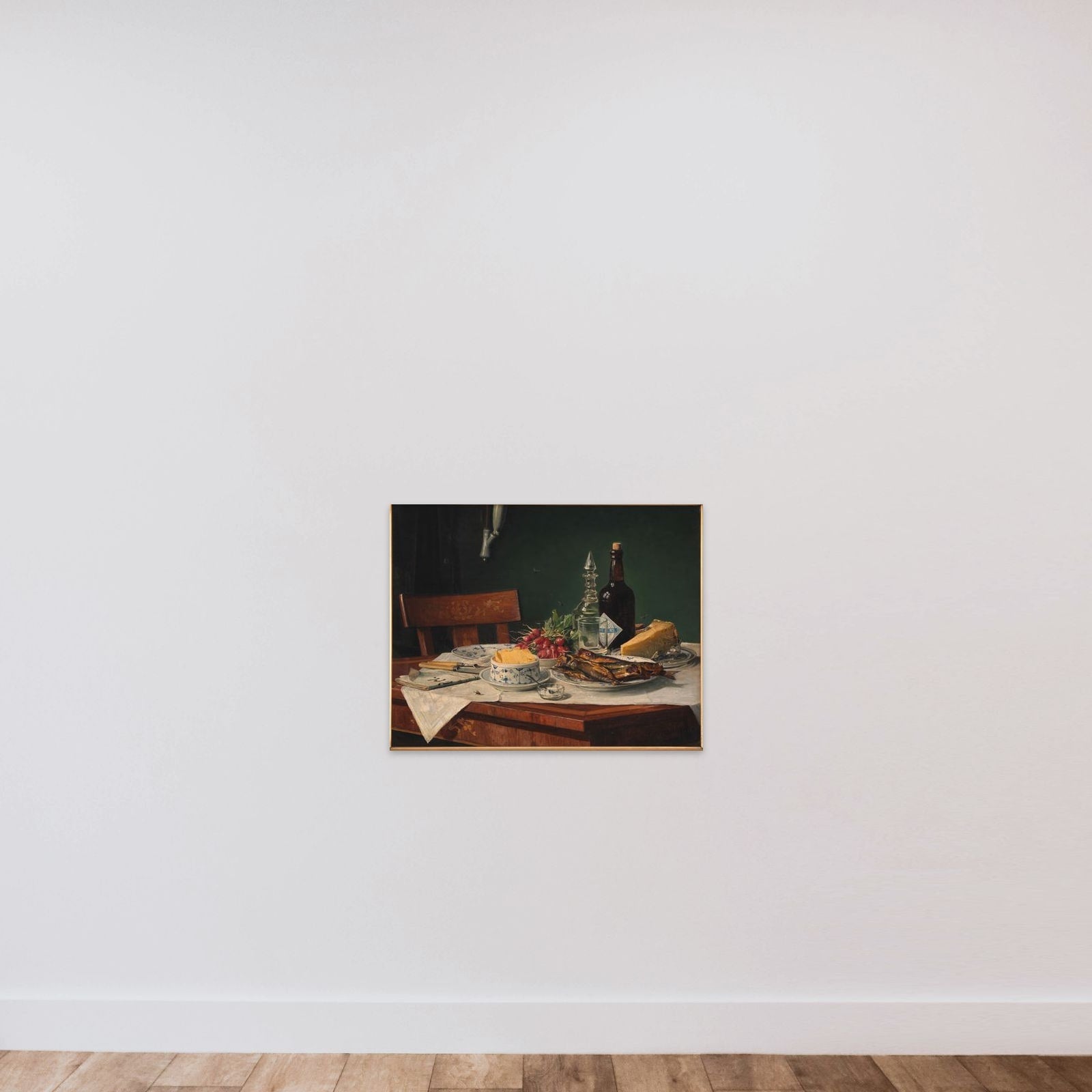 Et frokostbord unframed — shown to scale