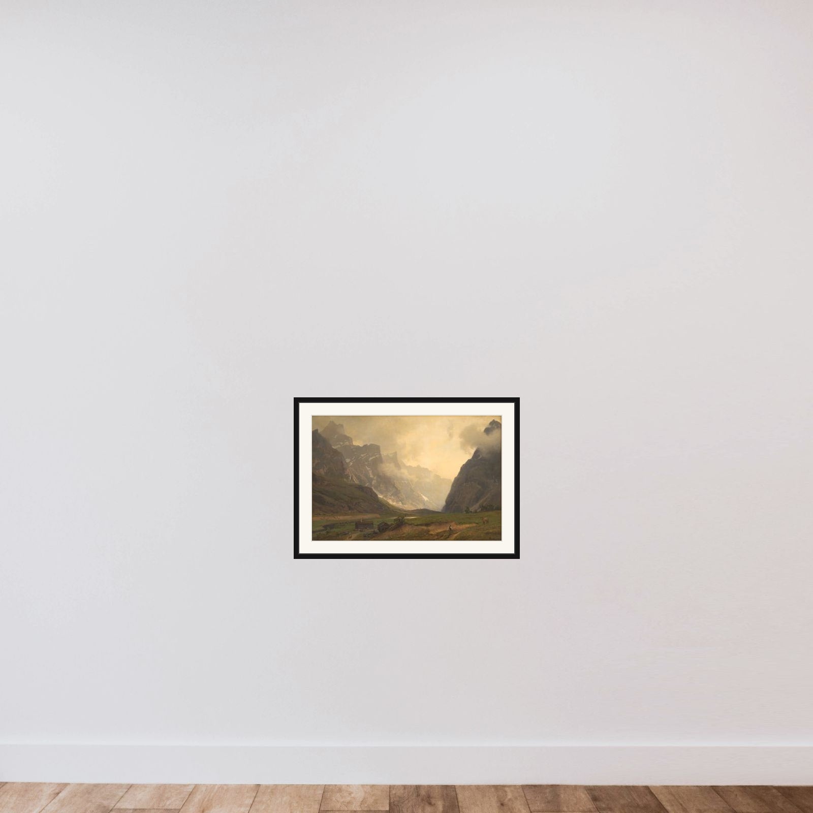 Troldtinderne i Romsdalen; foden af Romsdalshorn til højre framed — shown to scale