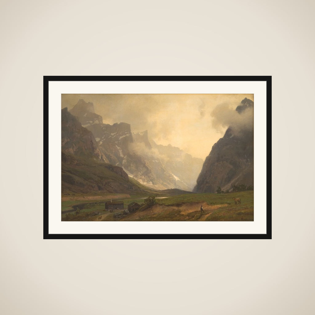 Troldtinderne i Romsdalen; foden af Romsdalshorn til højre framed