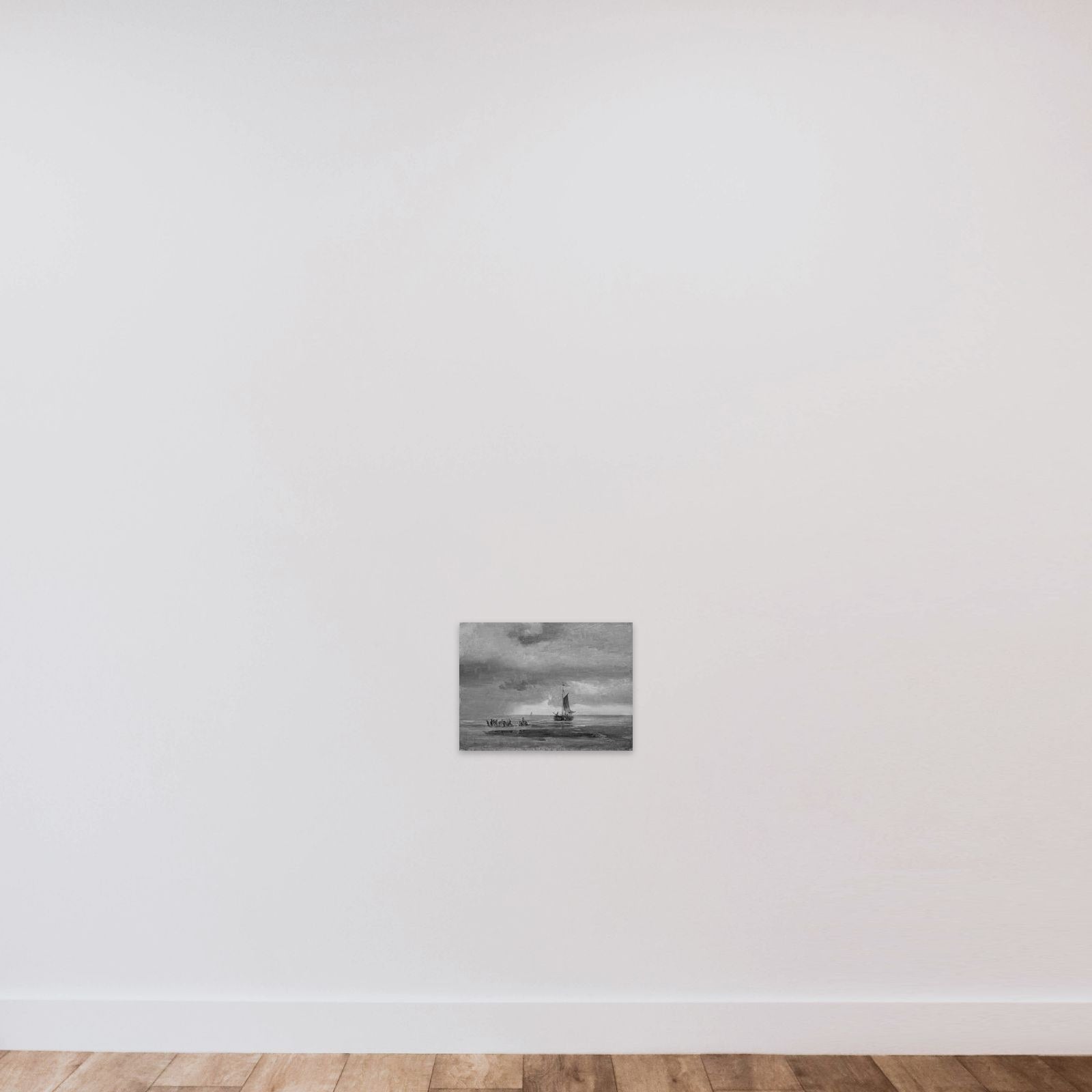 Flad strand ved solnedgang unframed — shown to scale