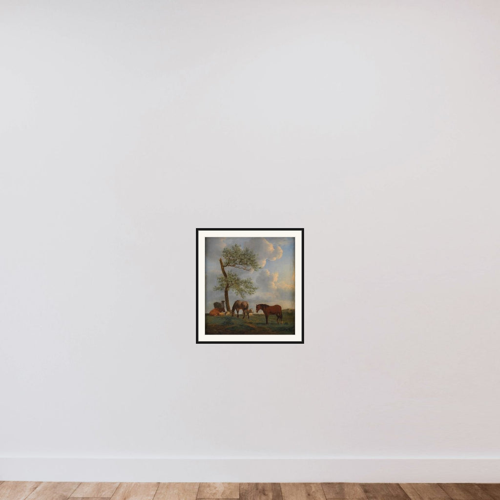 Græsgang med heste og kvæg framed — shown to scale