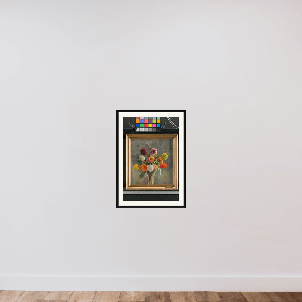 Georginer i et glas framed — shown to scale
