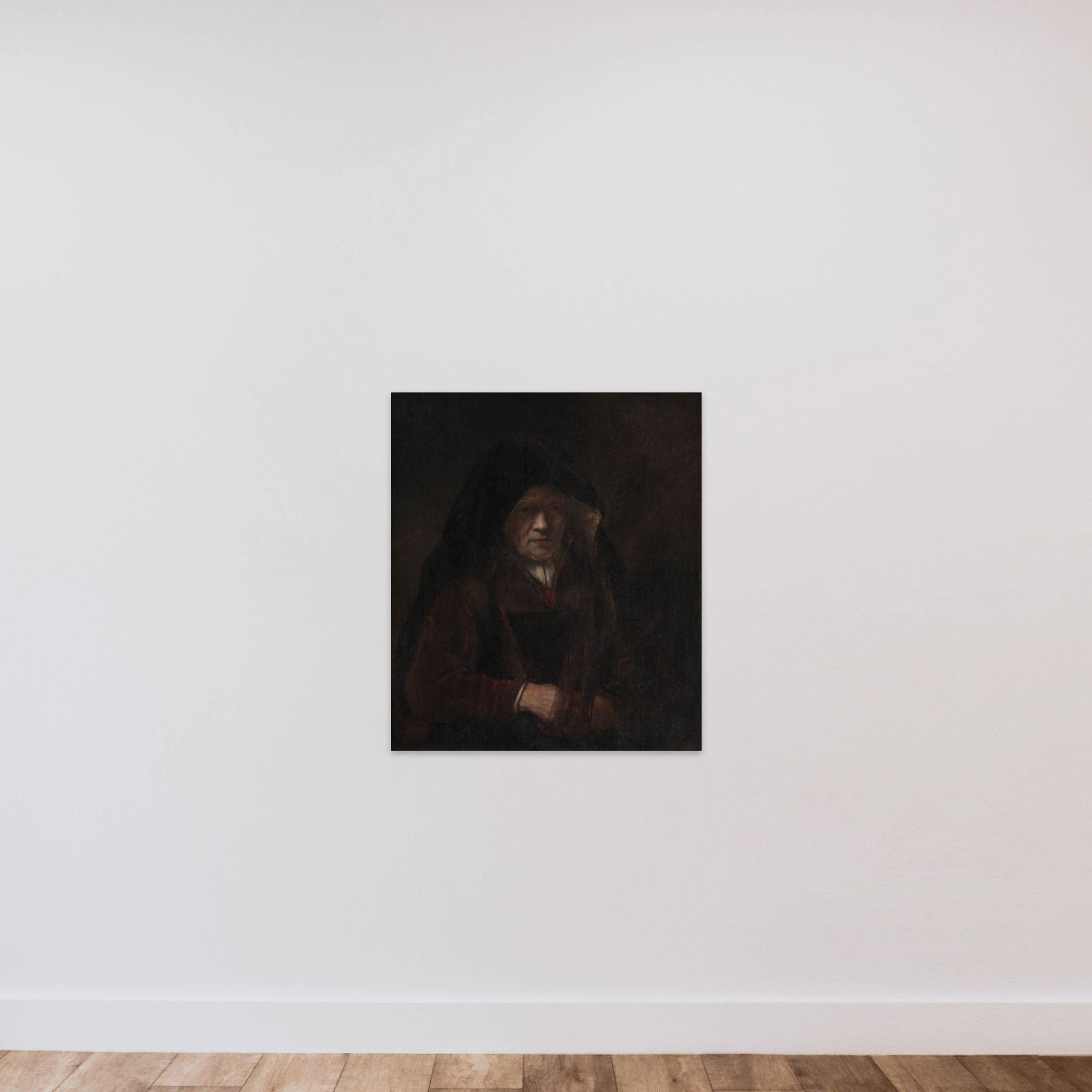 En gammel kone unframed — shown to scale