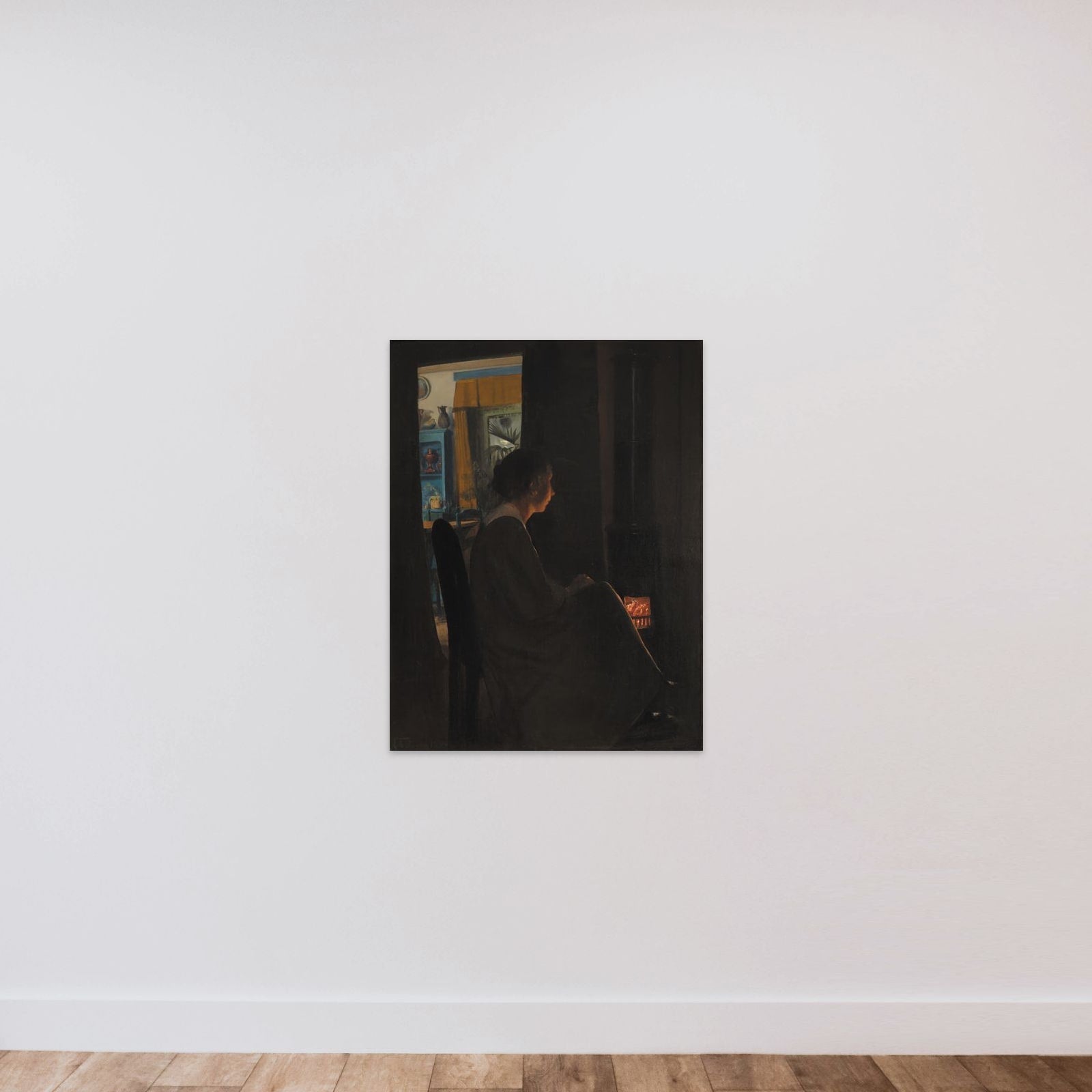 Skumring. Kunstnerens hustru ved kakkelovnen unframed — shown to scale