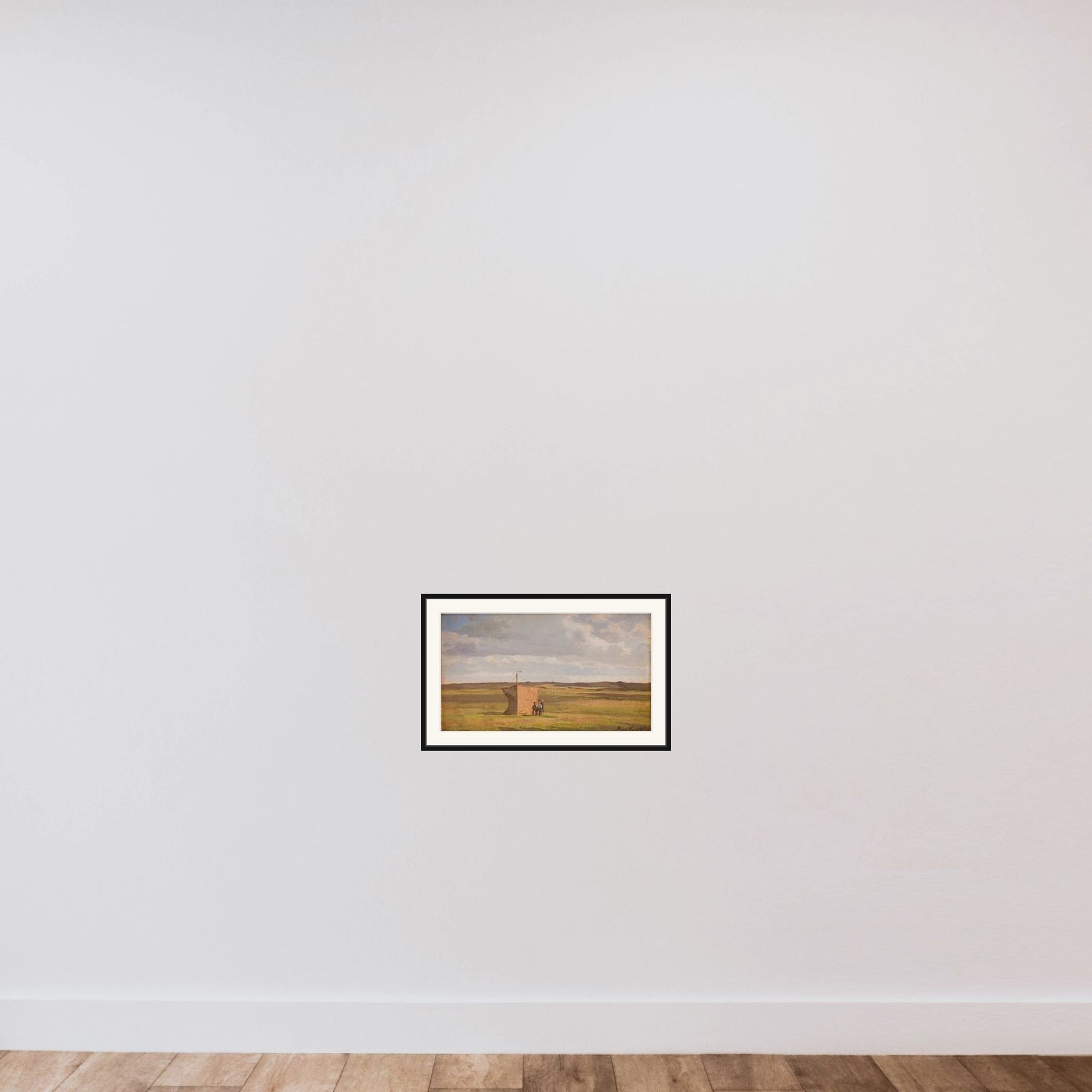 Jysk hedelandskab med kunstnerens vindskærm framed — shown to scale