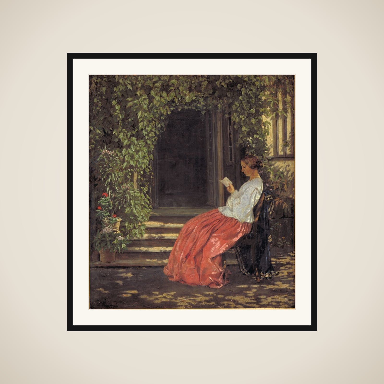Læsende dame uden for en havedør framed
