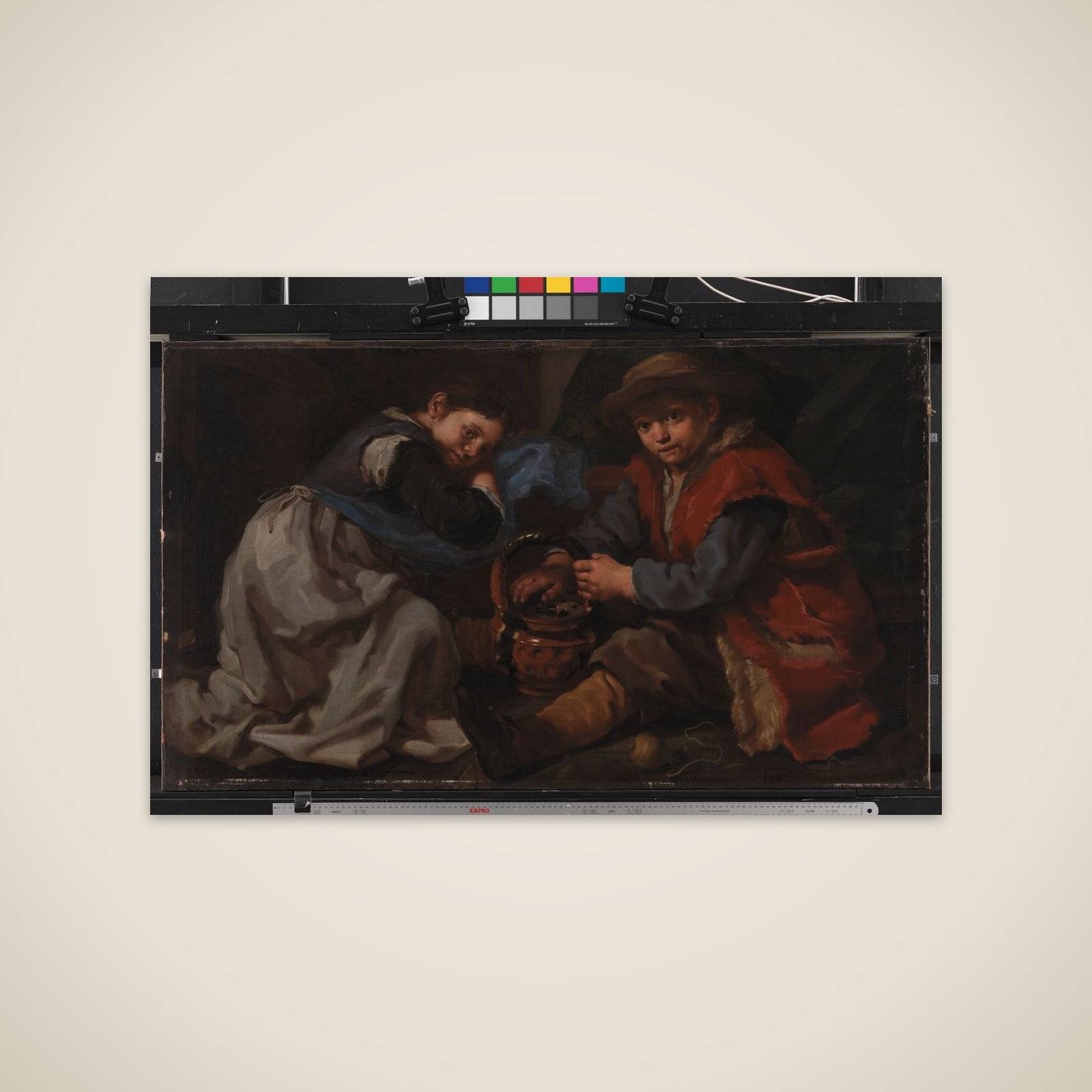 En pige og en dreng, der varmer sig ved et kulbækken unframed print