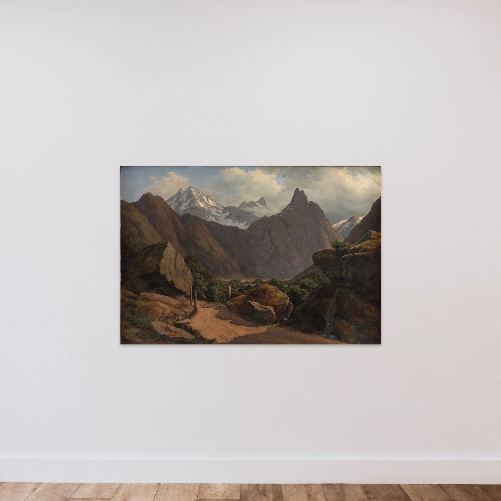 Parti af Romsdalen med Romsdals Horn og Vikingetinderne i Norge unframed — shown to scale