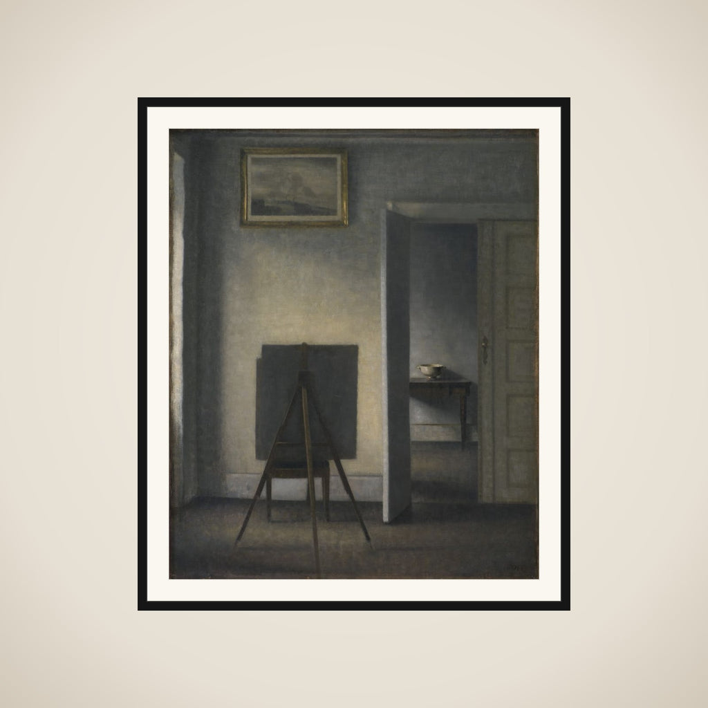 Interiør med kunstnerens staffeli framed