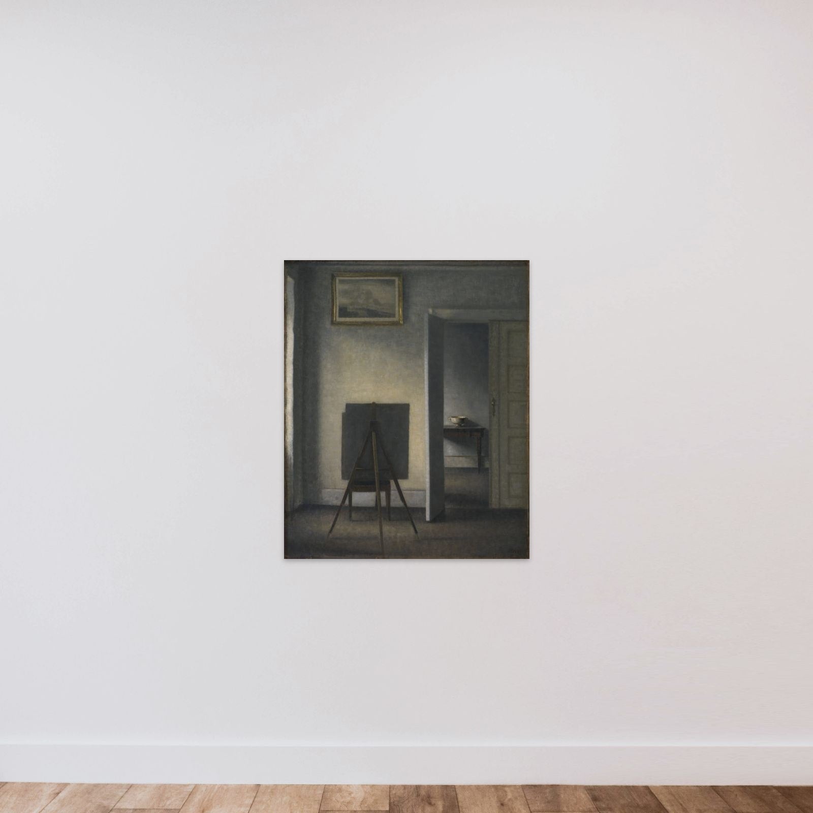 Interiør med kunstnerens staffeli unframed — shown to scale