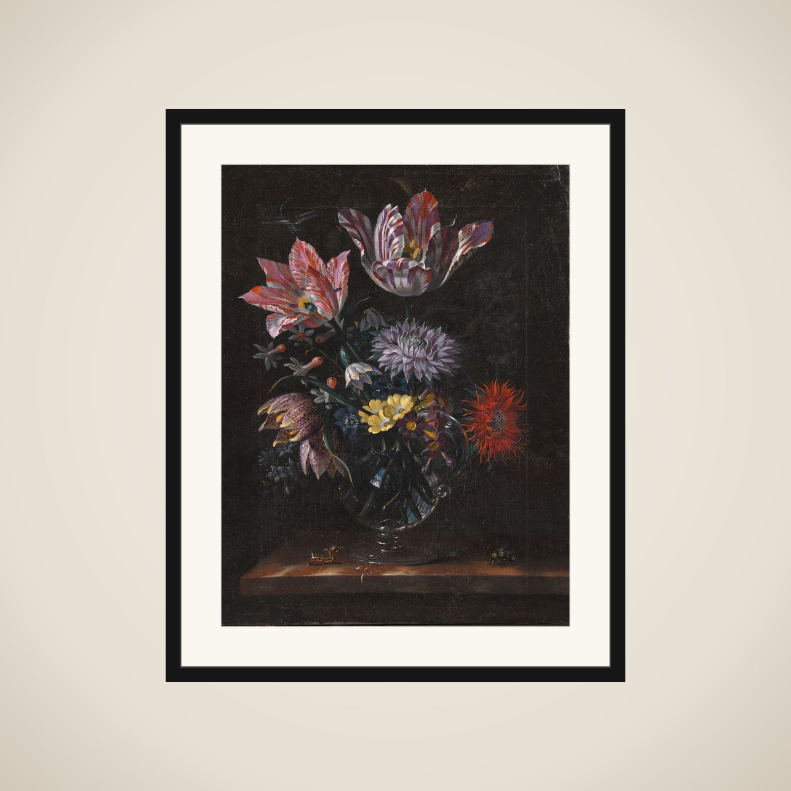 En glasvase med blomster framed
