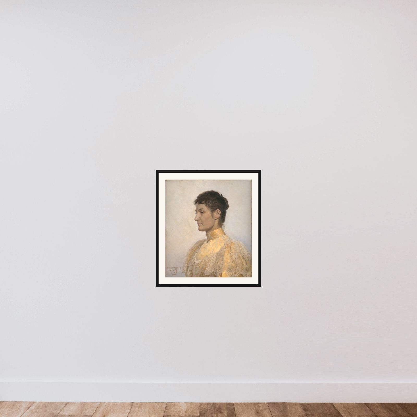 Portræt af Marie Oppermann framed — shown to scale