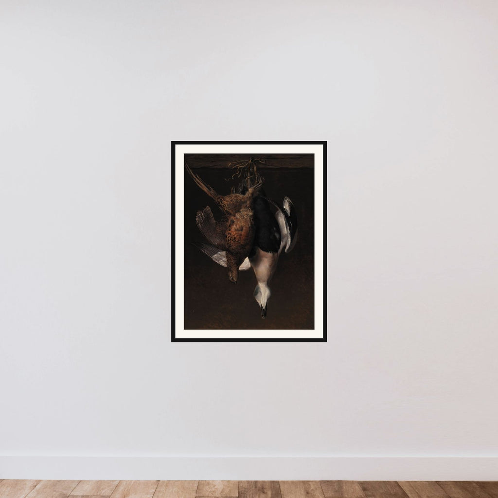 Vildstykke med fasan og edderfugl framed — shown to scale