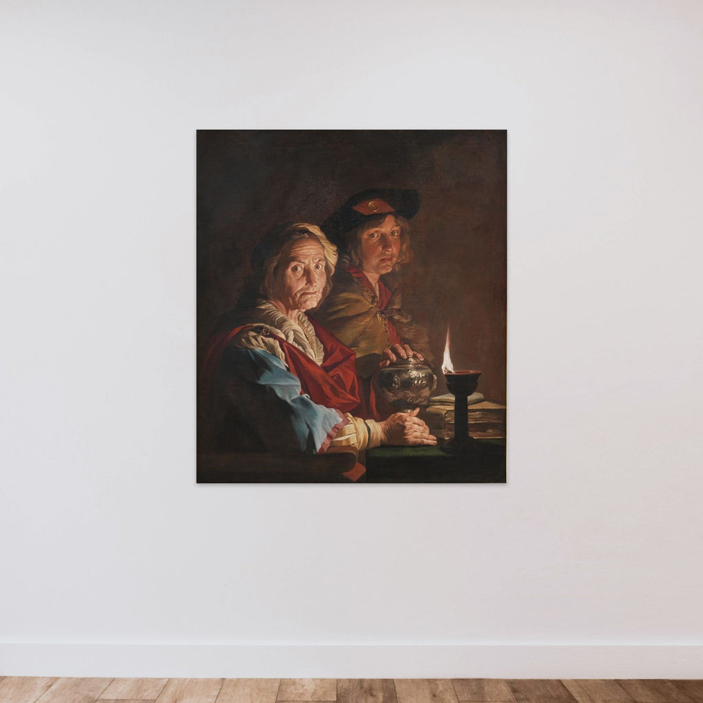 En gammel kone og en yngling i skæret fra en olielampe unframed — shown to scale