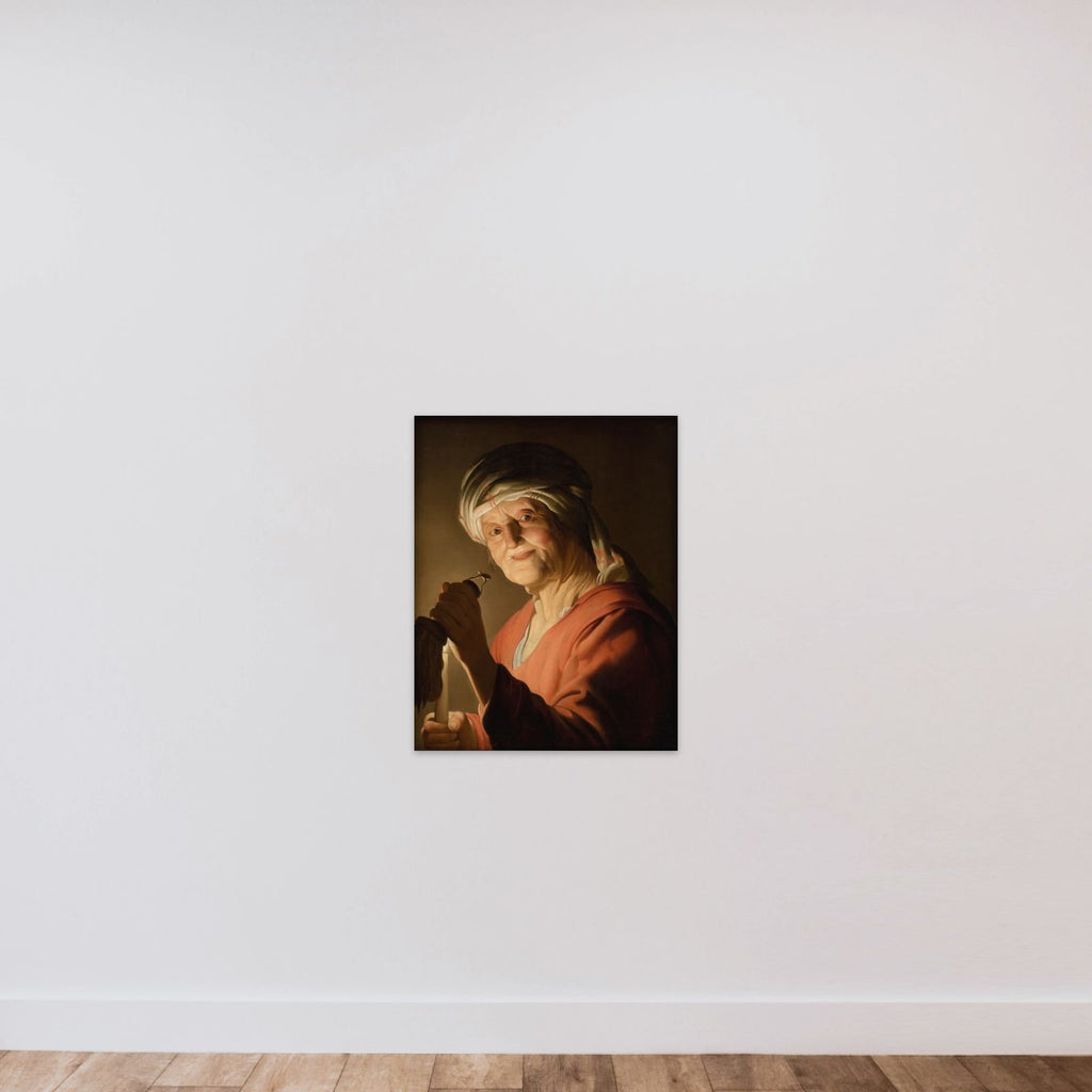 En gammel kone unframed — shown to scale