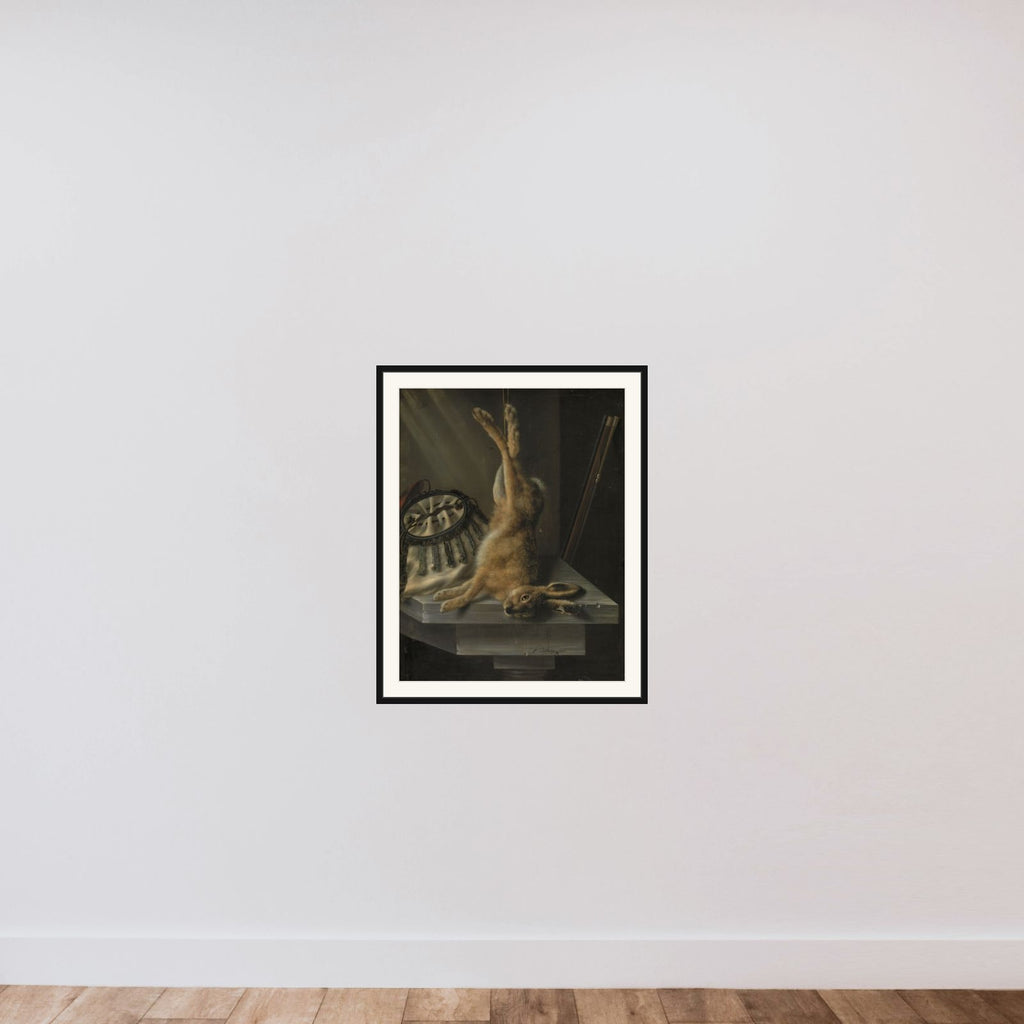 En død hare framed — shown to scale