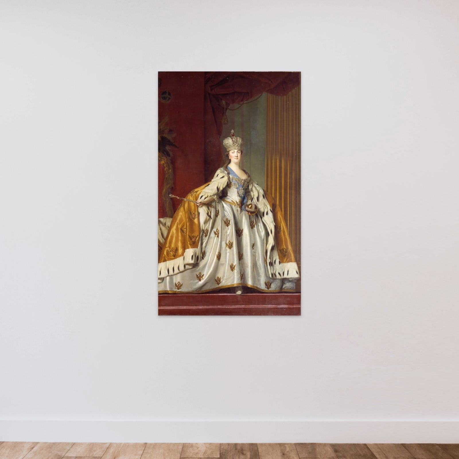 Katharina II af Rusland i kroningsdragt unframed — shown to scale