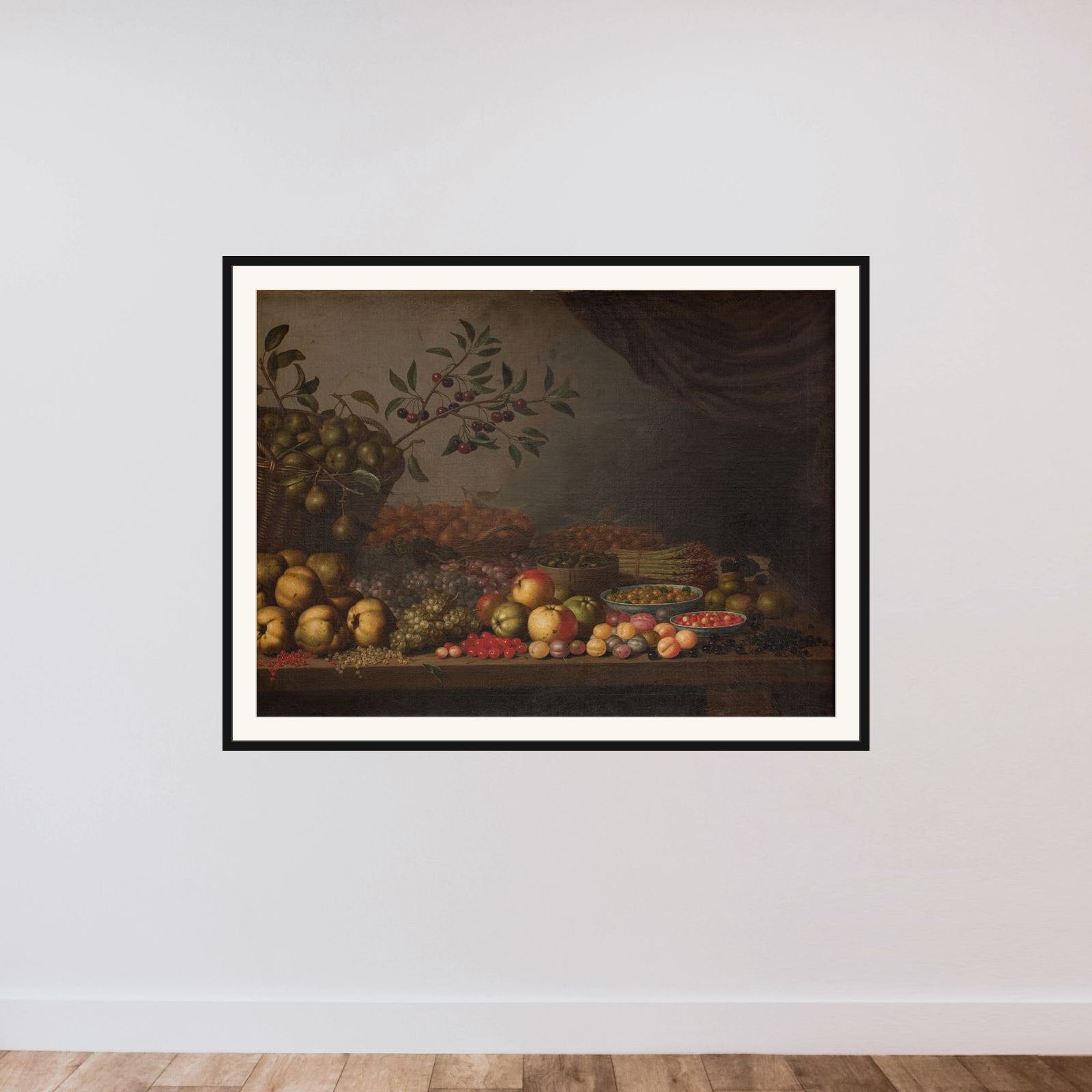 Frugtkurv framed — shown to scale
