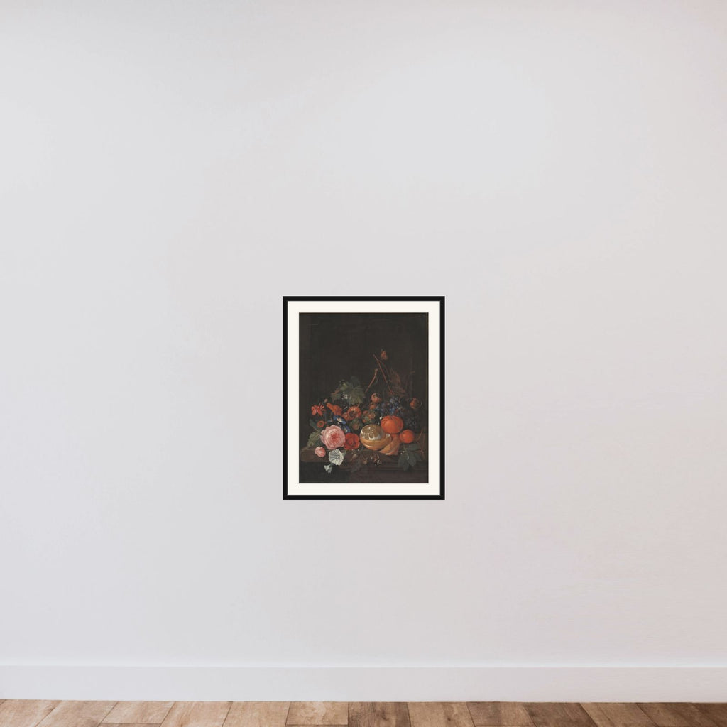 Blomster og frugt framed — shown to scale